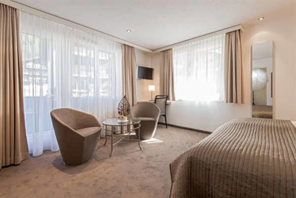 Hotel Mistral Superior Saas Fee Exteriör bild